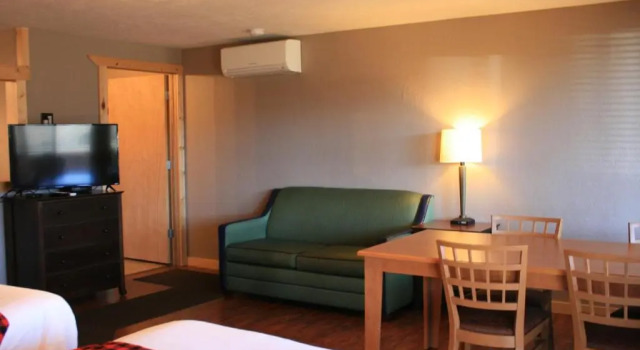 Студия Deluxe Crooked River Ranch Cabins