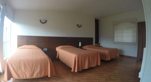 Семейный номер Standard с 3 комнатами Hotel El Castillo Chinauta
