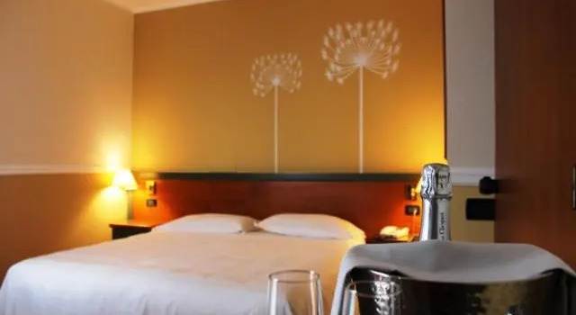 Standard Quadruple room DOMUS Grand Hotel