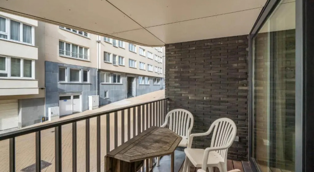 Fully new app w 2 terraces at a superb location!