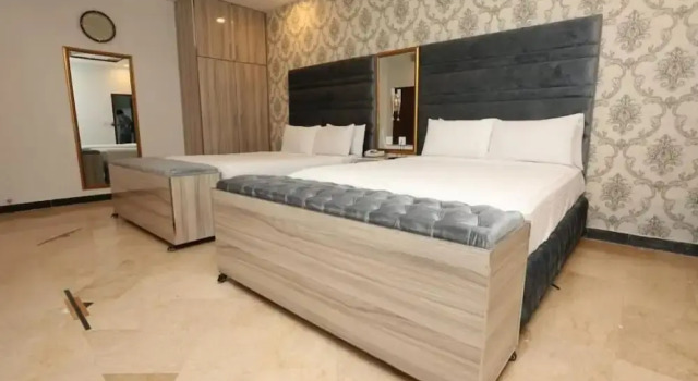 Люкс Deluxe Grand Swiss Hotel