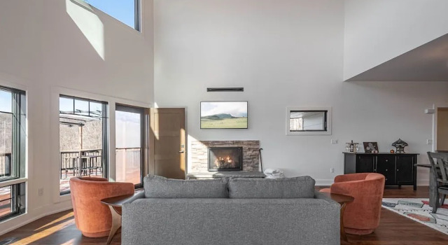 Raven's Hollow, Buchen Sie Ferienhaus Hotels in Maryland mit Parkplatz, Parkplätze