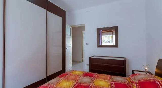 Appartamento Goethe - 2 camere - 100m stazione - 200m Palafiori