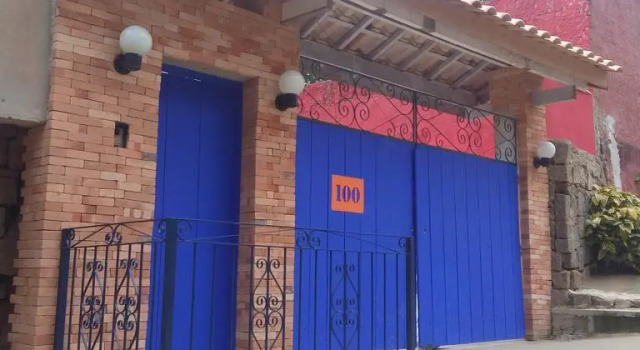 La Gloria House