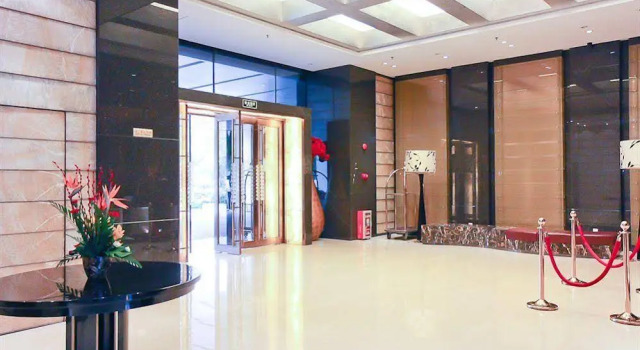 Private Enjoy Home Apartment (The New Pearl River Shore Apartment)
