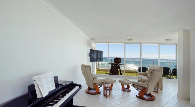 Апартаменты Chateau Royale Beach Resort Maroochydore Sunshine Coast