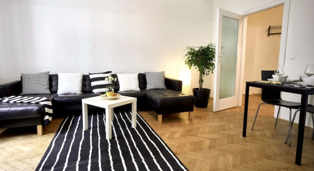 Апартаменты Opera Street Apartments