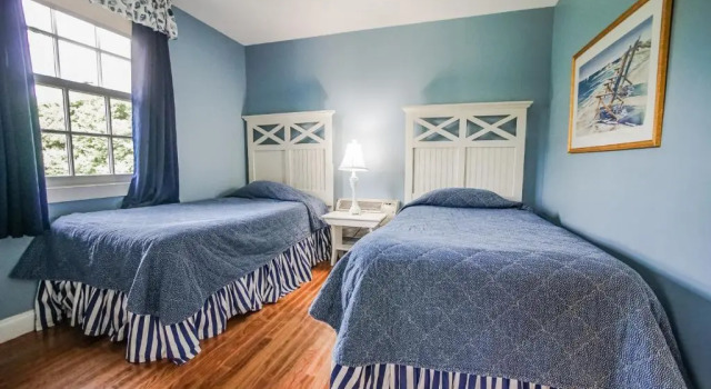 Люкс с 2 комнатами Beachside Village Resort
