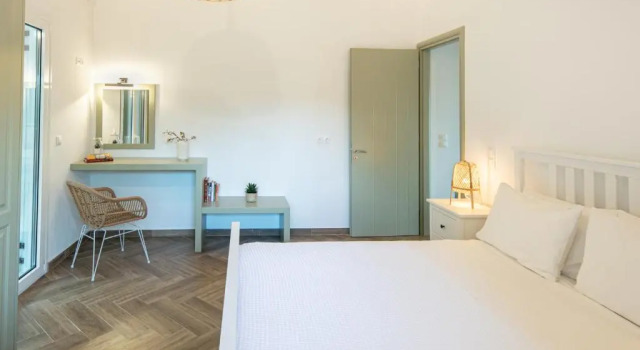 2Nisi, Book Hotel Gaios Paxoi