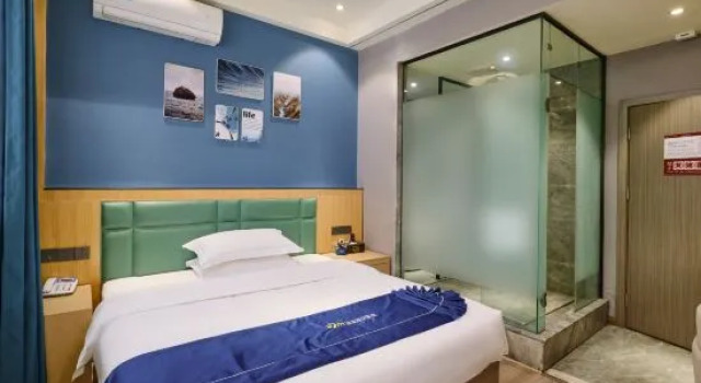Люкс Tumo Feiyue Time Hotel (Dazhou Railway Station Tiejian Square Store)