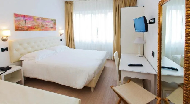 Hotel Mainè, Забронировать Отель Финале Лигуре Ривьера-делле-Пальме