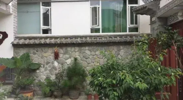 The ancient city of Dali seems to be an old friend coming to the inn