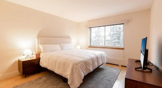 9 Vail #32 4 Bedroom Condo by RedAwning