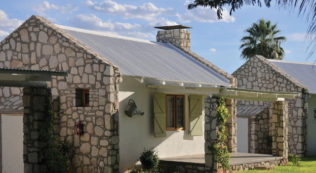 Kalahari Farmhouse, Namibia, Rezervovat Hotel Hotely v Stampriet s bazénem, Bazén