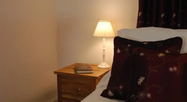 Porters Office, Tavistock Railway Station, Забронировать Отель Отели Англии 5 звезд, 5*