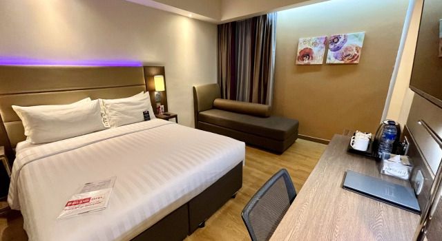 Deluxe Zimmer Bigland Hotel & Convention Sentul