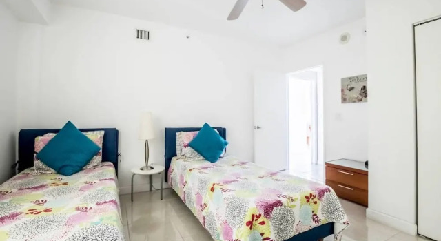 Le Marina Bay 909 by Go Florida Condo Sunny Isles