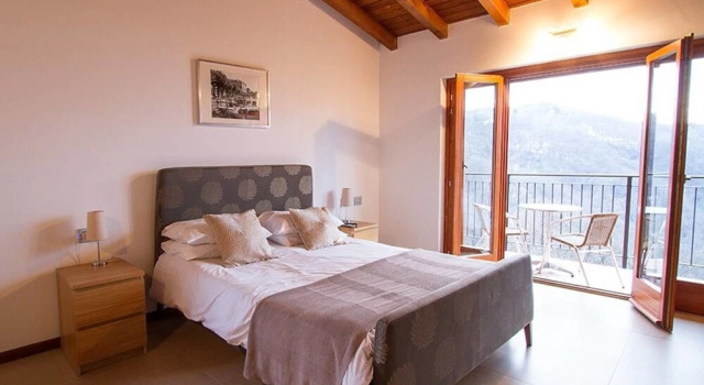 Stunning Italian Lakes Villa With Lake Views, Bbq, Wifi, Wii Games Console, Забронировать Вилла Думенца Provincia di Varese