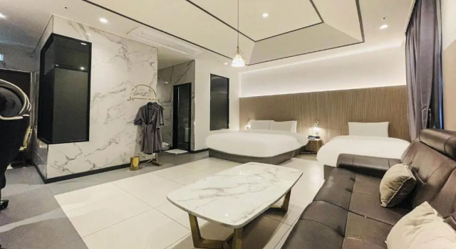 Люкс Brown Dot Hotel Yangsan Seochang