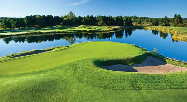 Апартаменты Luxury 2BDR Loft Suite Golf Course Condo 5549