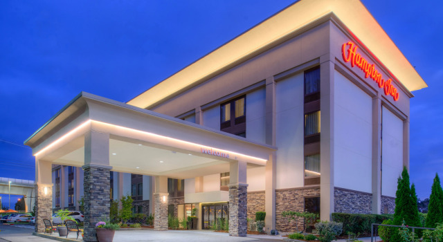Hampton Inn Seattle-Airport, Book Hotel Hoteller i SeaTac med pool, Swimmingpool
