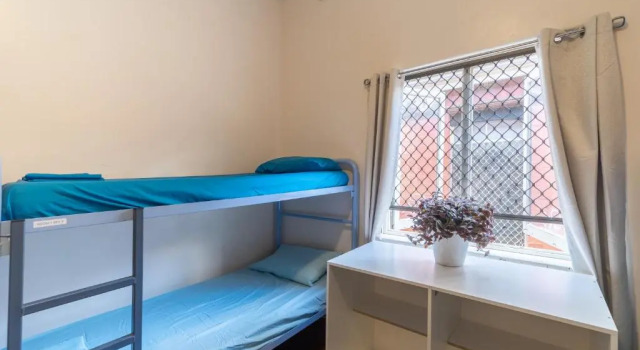 Кровать в общем номере myOZexp Aberdeen Lodge