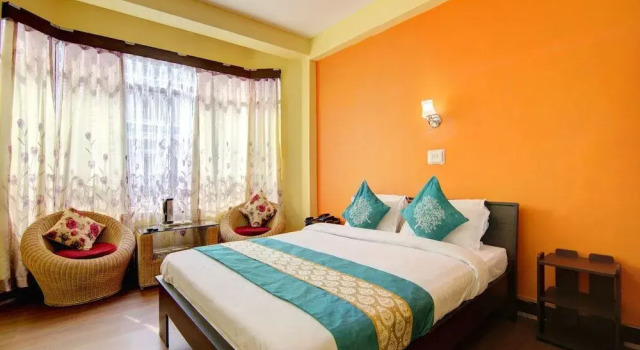 Choice Hotel by OYO Rooms, Забронировать Отель Отели Дарджилинг 3 звезды, рядом с Храм Махакал Мандир, 3*