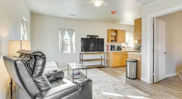 Коттедж 3 Mi to Elephant Butte Lake: Cozy Retreat!