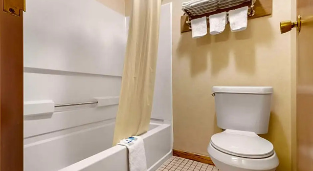 Шестиместный люкс Rodeway Inn Blair