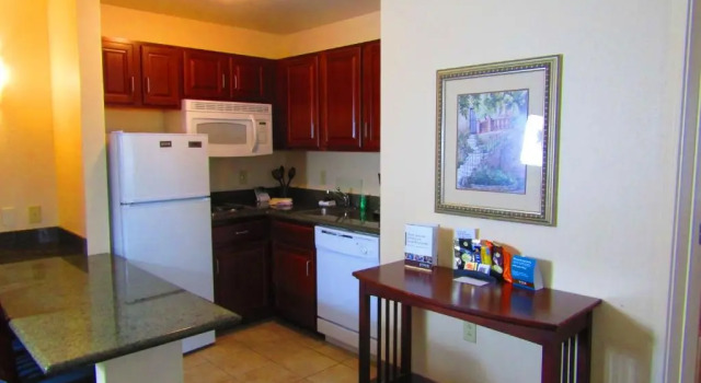 Двухместный номер Standard Staybridge Suites Rochester University by IHG