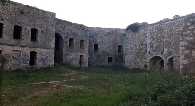 Nestor Sea Studio, Prenota Appartamento Hotel a Preveza con parcheggio, Parcheggio
