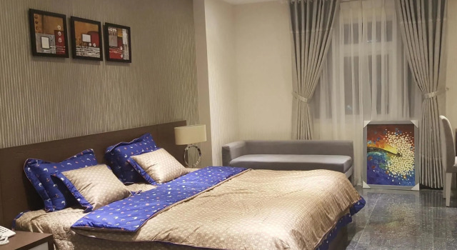 Golden Queen Aparthotel