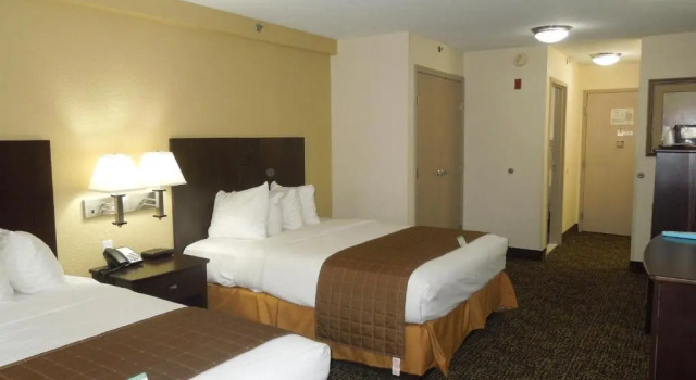 Люкс с 2 комнатами Best Western Elyria
