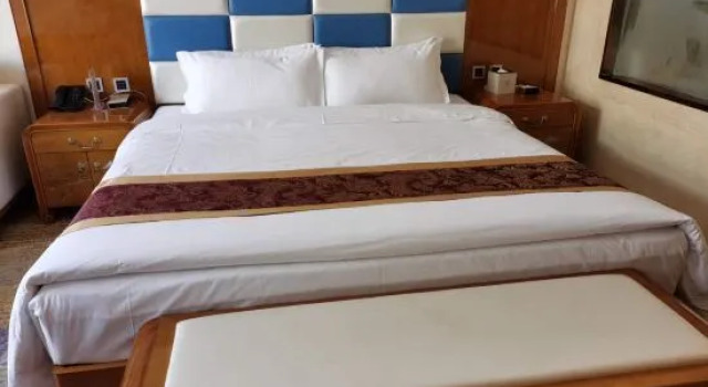Люкс Four Seasons Hotel