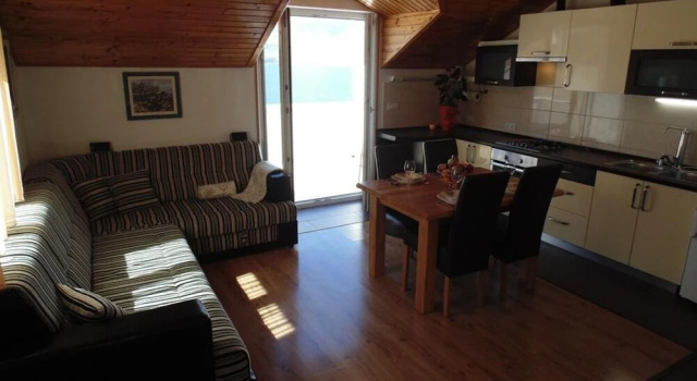 Branko - With Terrace - A2 - Ivana, Rezerwuj Hotel Hotele w Split-Dalmatia County z parkingiem, Parking