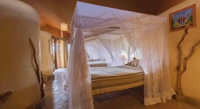 Клубный тент Kibo Safari Camp
