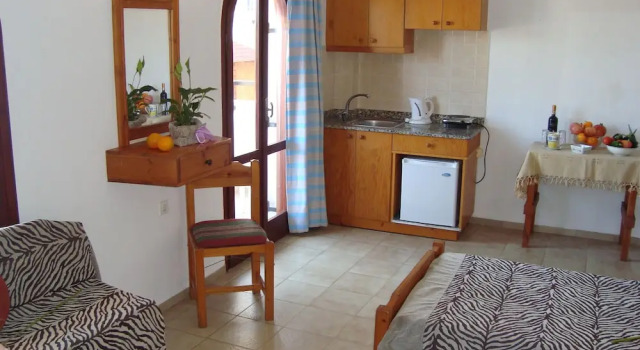 Номер Standard Arkadi Apartments by Checkin