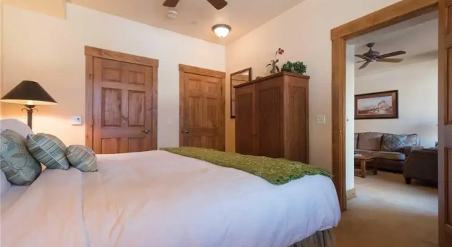 Tl2110 Perfect Mtn Getway - Private Patio With Great Access to Multiple Pools Winter Specials!, Забронировать Апартаменты/квартира Отели Стимбот-Спрингса с парковкой, рядом с Preview Ski Lift, Парковка
