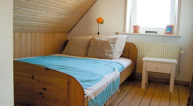 Sloe Pete's Hideout, Забронировать Отель Тистед 