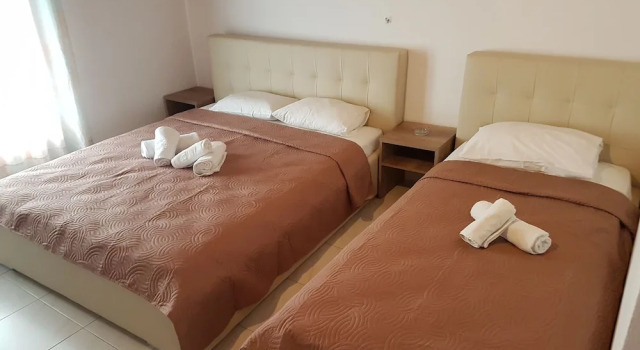 STRAWBERRY Skiathos, Забронировать Гостевой дом Колиос остров Скиатос