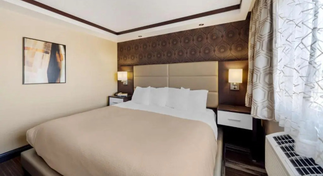 Люкс Best Western Plus Edmonton Airport Hotel