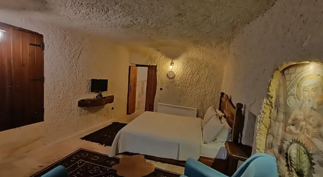 Apex Cave Hotel