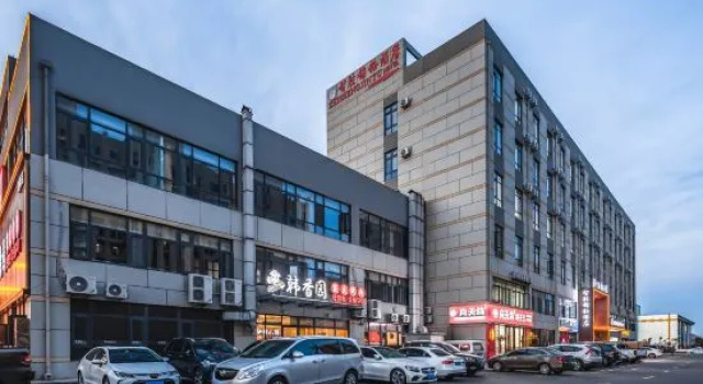 Qingdao Zhisheng Jinyu Hotel