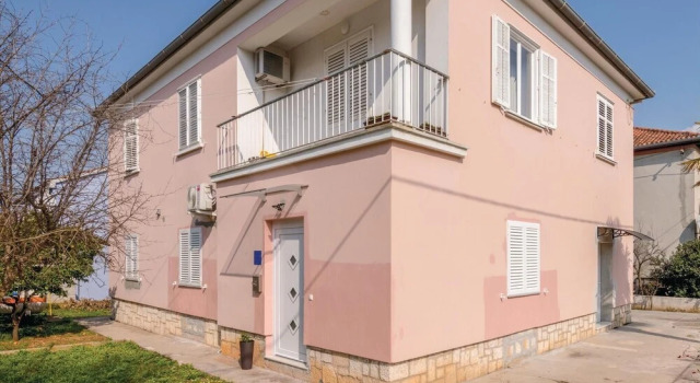 Amazing Apartment in Zadar With Wifi and 1 Bedrooms, Забронировать Апартаменты/квартира Задар Задарская жупания, рядом с Old Port of Foša