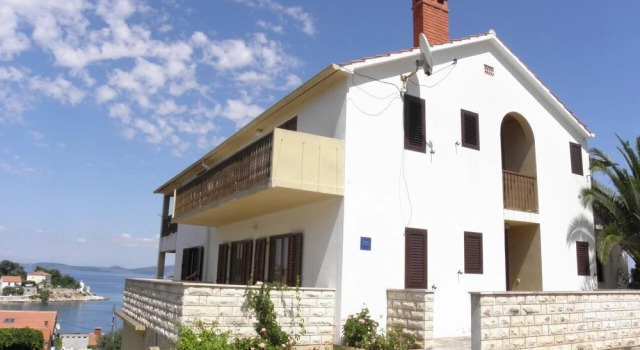 Dari - 70m From Sea - A1, Забронировать Отель Отели Dugi Otok 3 звезды, 3*