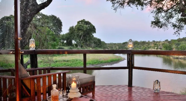 Одноместный номер Standard с балконом Hamiltons Tented Camp