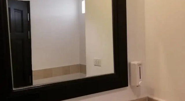 Полулюкс с балконом Siam Piman Hotel