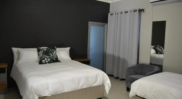 Quiver Inn Guesthouse, Book Hotel Hoteller i Keetmanshoop med pool, Swimmingpool