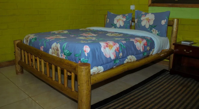 Тент с балконом LUSHOTO EXECUTIVE LODGE