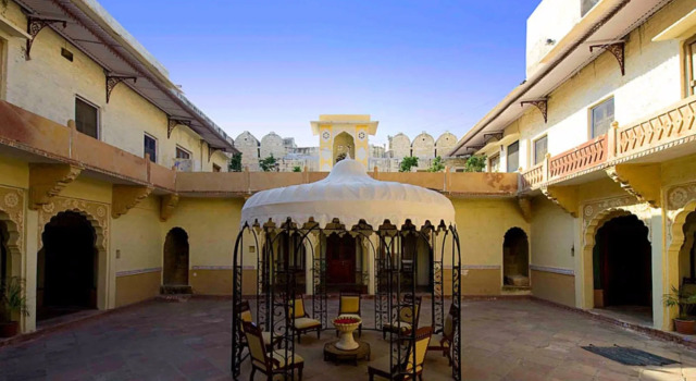 Fort Khejarla, Jodhpur, Забронировать Отель Отели штата Раджастхана с парковкой, Парковка
